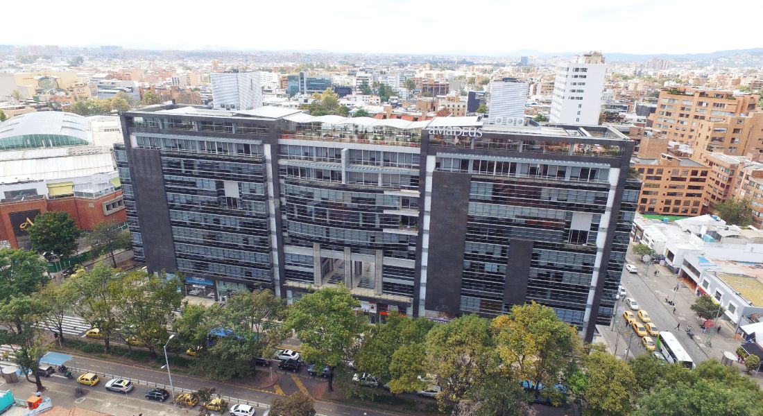 Centro Empresarial 85. Torre Amadeus55