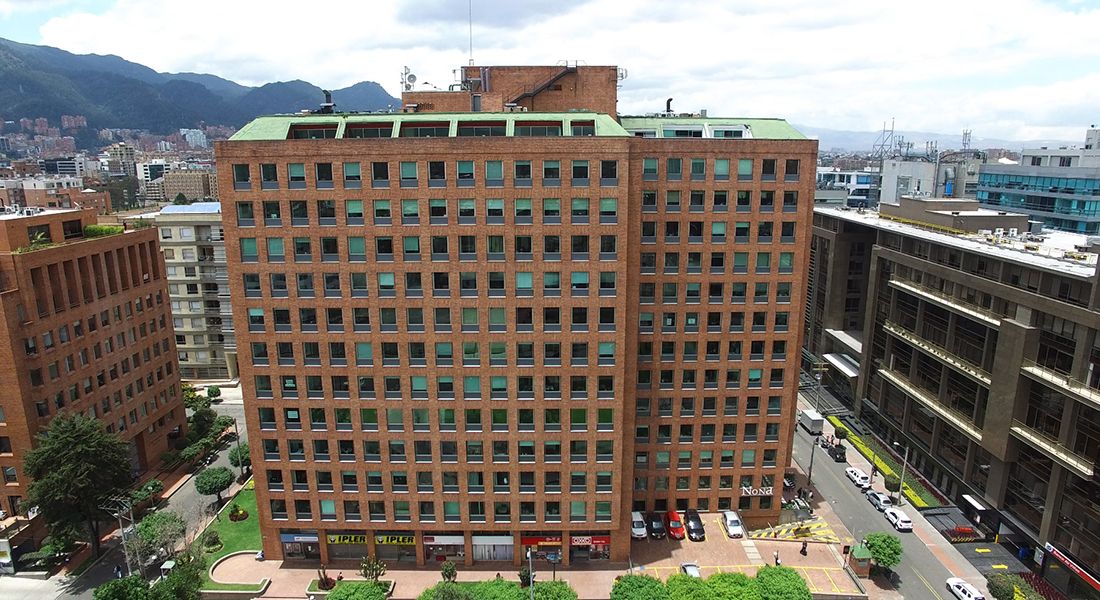 Edificio calle 10055
